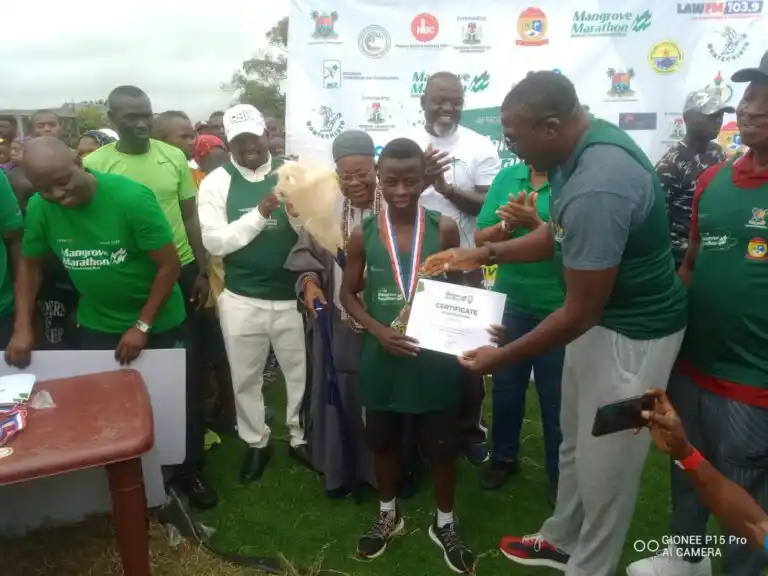 Jubilation as 17-year-old boy wins Lagos marathon race